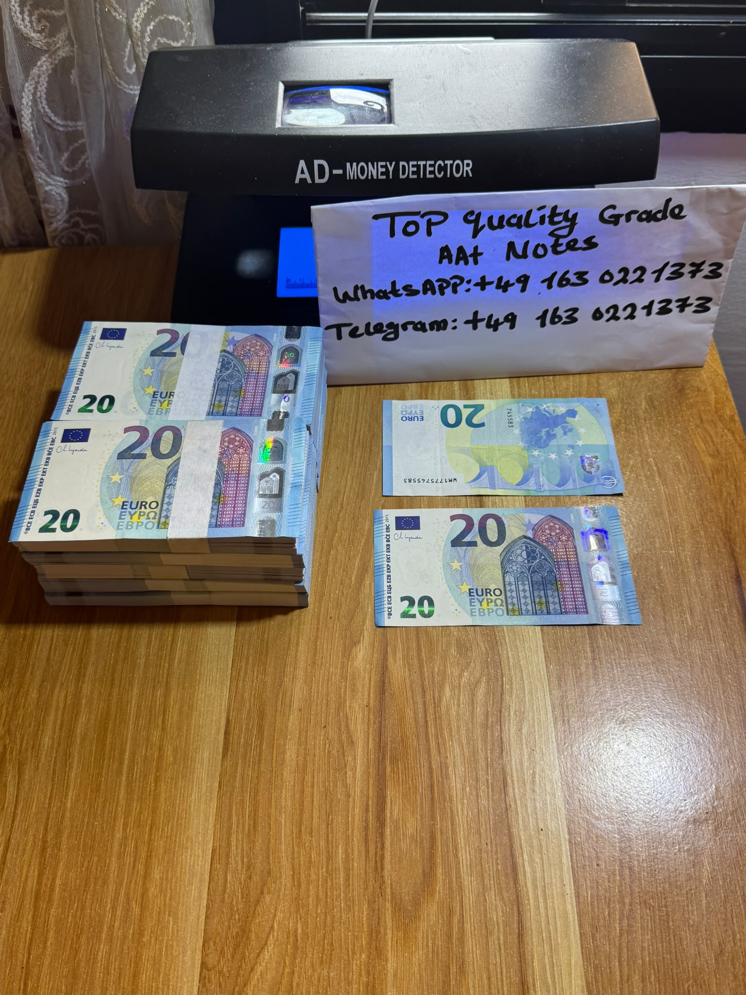 Counterfeit €20 Euro Bills